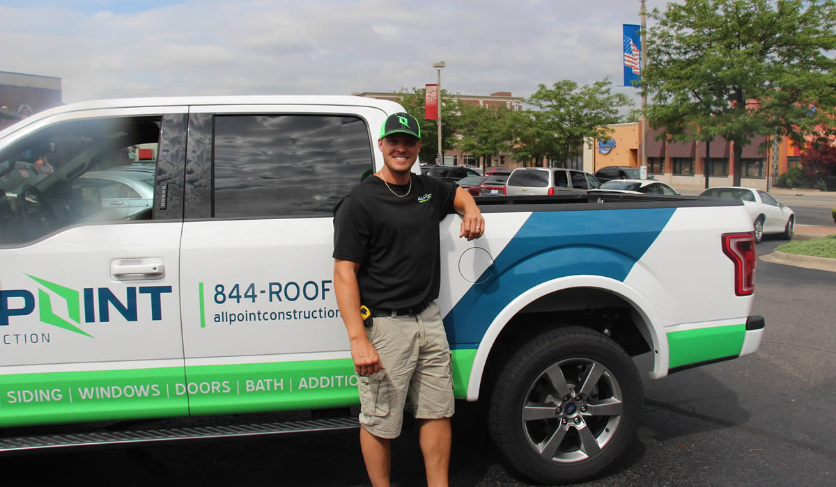Roofing Contractors in Dearborn Michigan